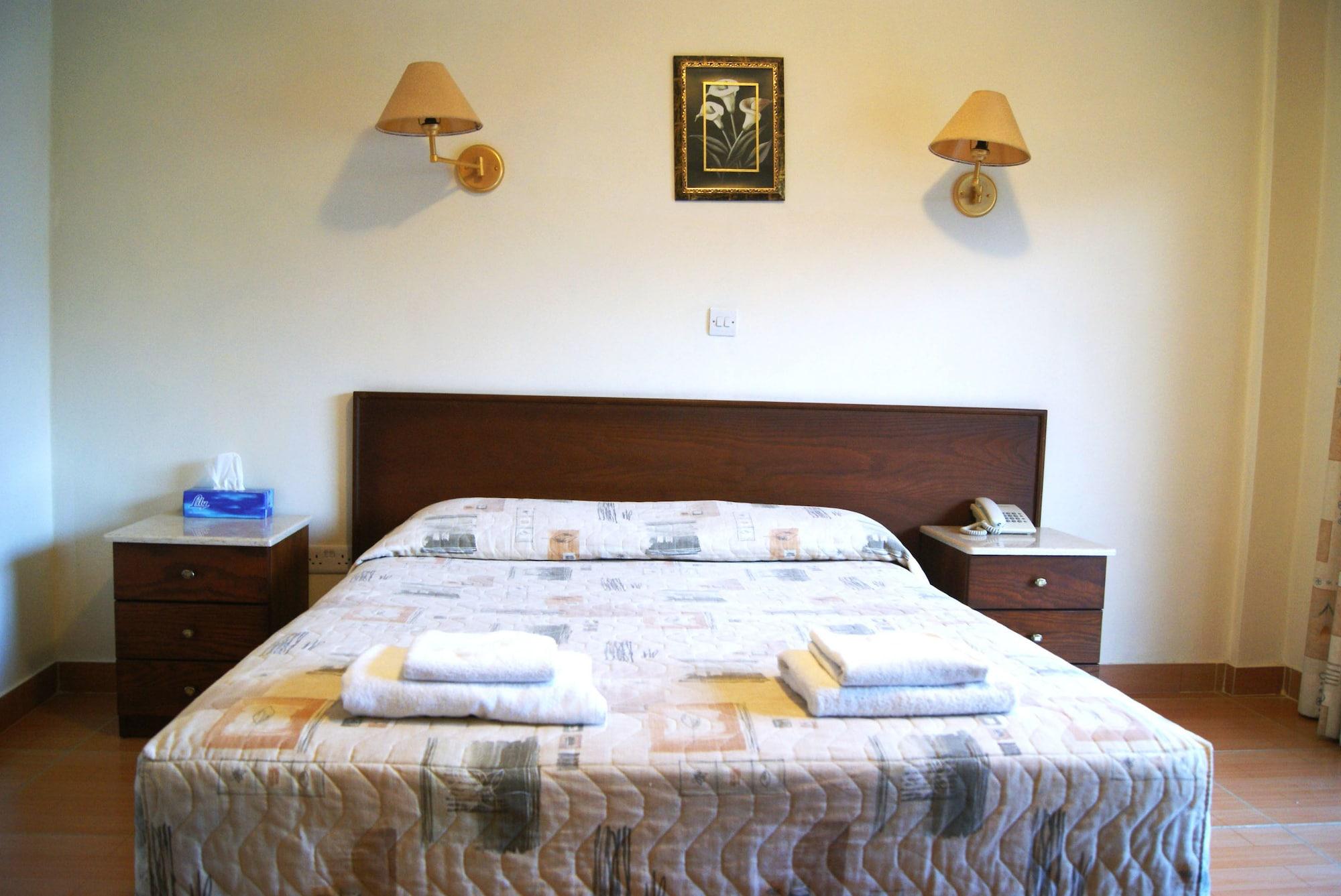 M. Moniatis Hotel Limassol Luaran gambar