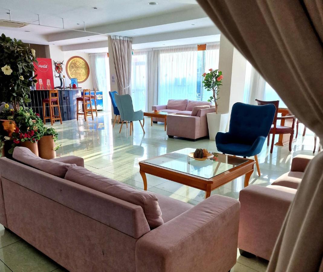 M. Moniatis Hotel Limassol Luaran gambar