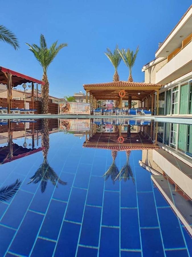 M. Moniatis Hotel Limassol Luaran gambar