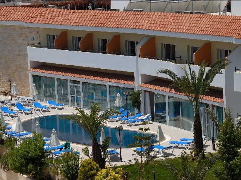 M. Moniatis Hotel Limassol Luaran gambar