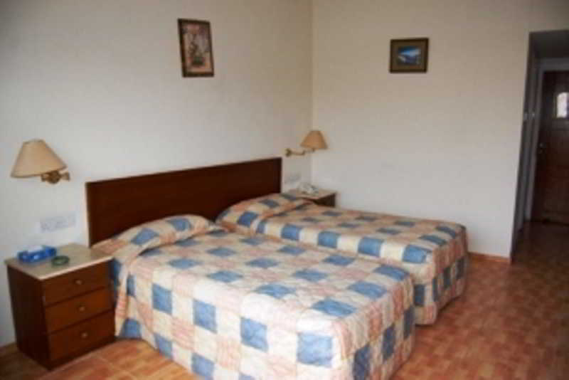 M. Moniatis Hotel Limassol Luaran gambar